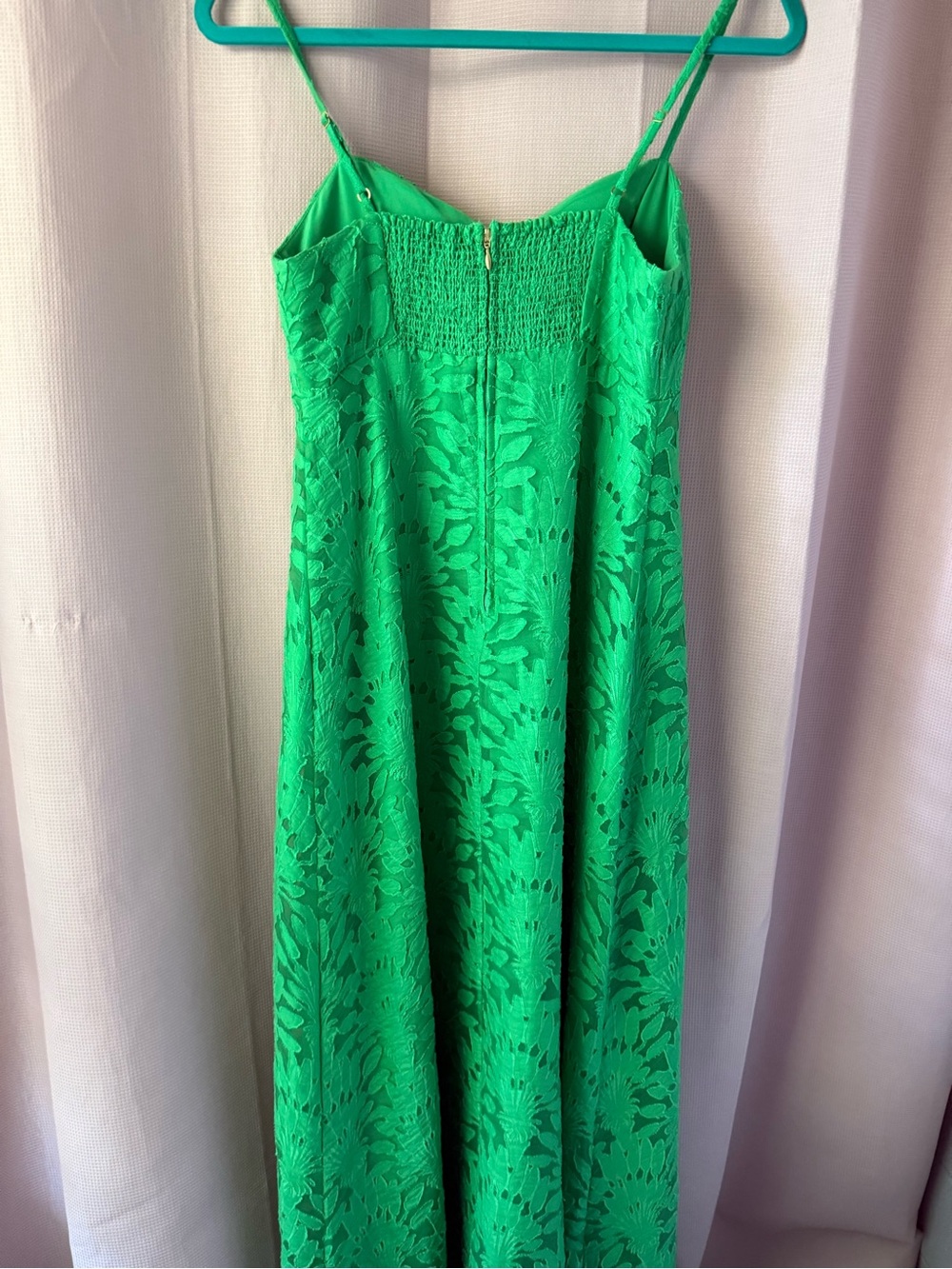 Saralynne Green Lace Maxi Dress - Picture 5 of 6